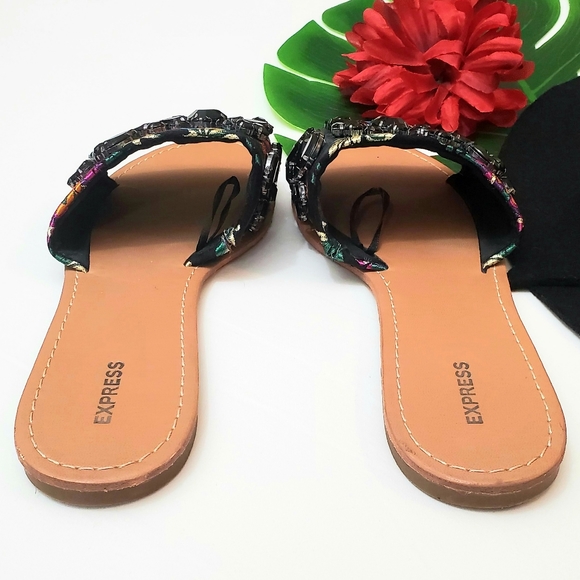‼️CLEARANCE‼️ 🍟 Gorgeous Express jeweled slides size 7 🍟 - Picture 5 of 8